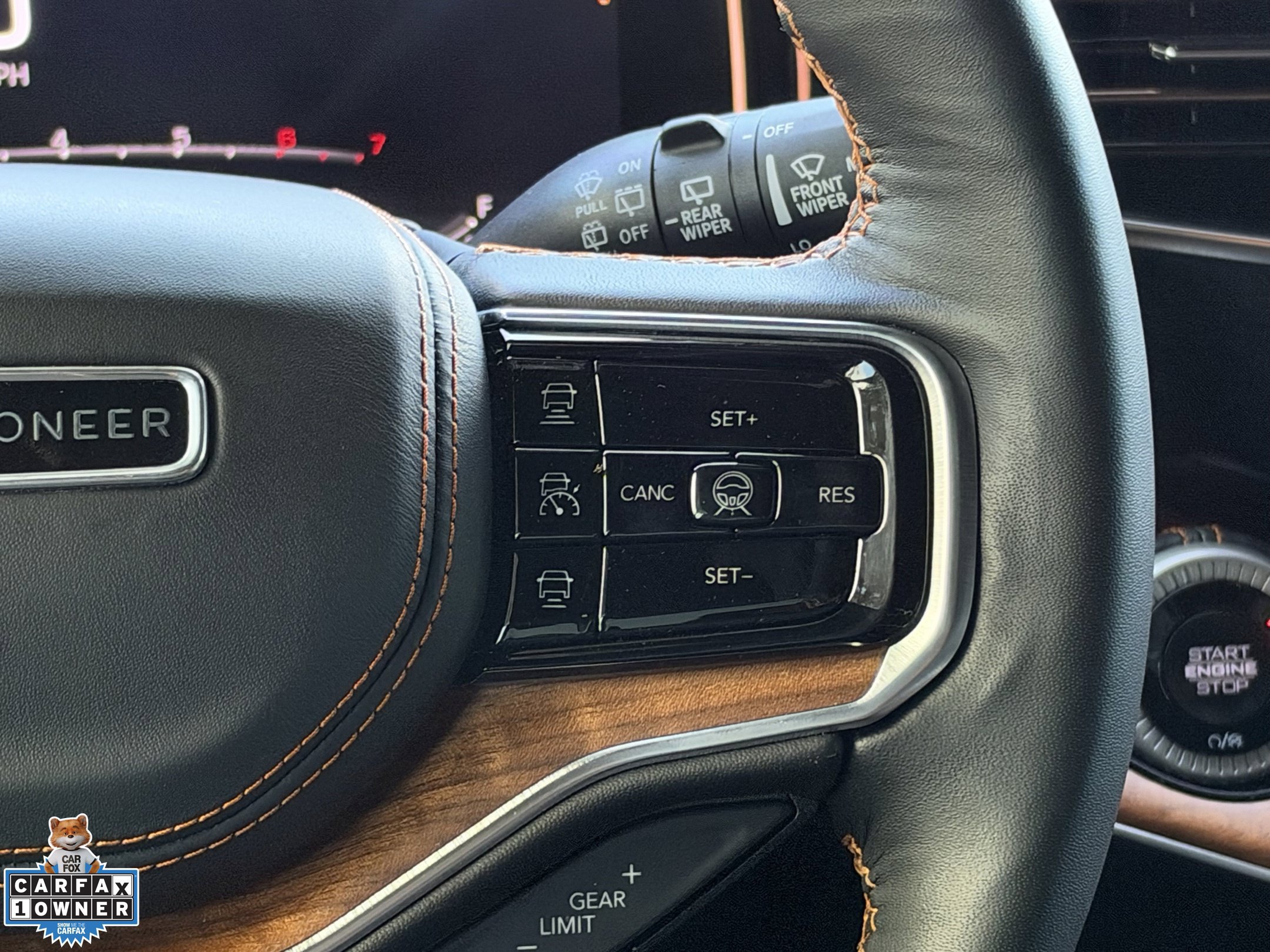 Used 2024 Jeep Grand Wagoneer Series III w/ Rear Seat Video Group 1 AWD/4WD image 17