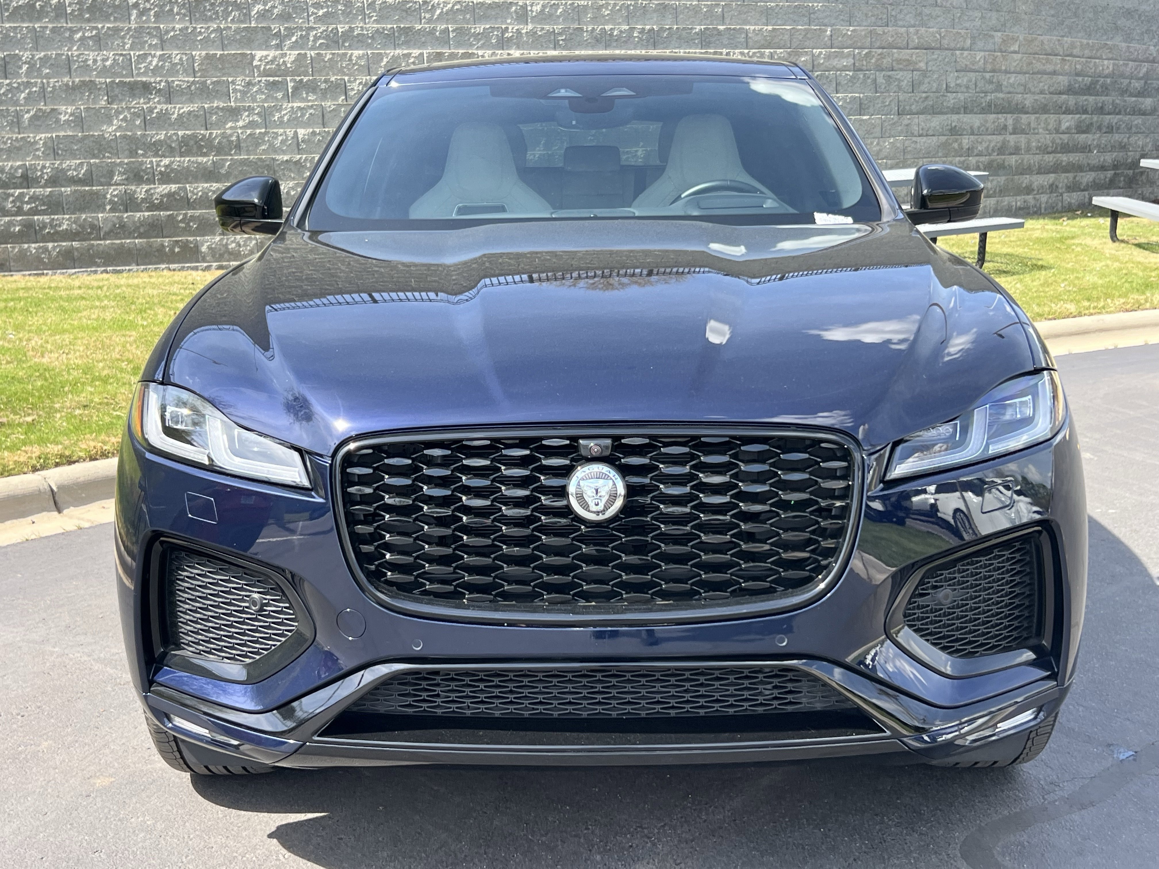 Certified 2026 Jaguar F-PACE R-Dynamic S AWD/4WD image 10