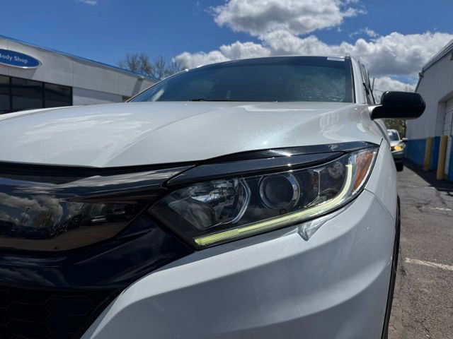 Used 2020 Honda HR-V Sport image 4