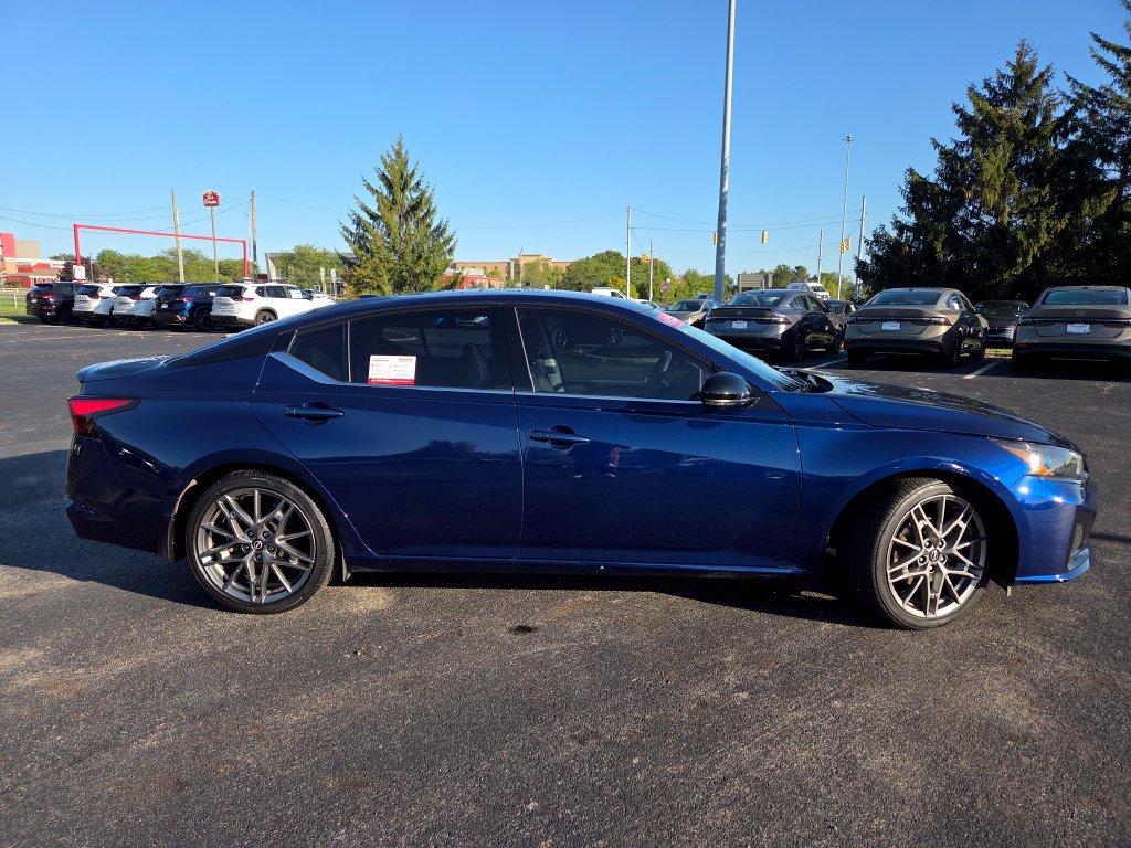 Certified 2024 Nissan Altima 2.0 SR FWD image 25