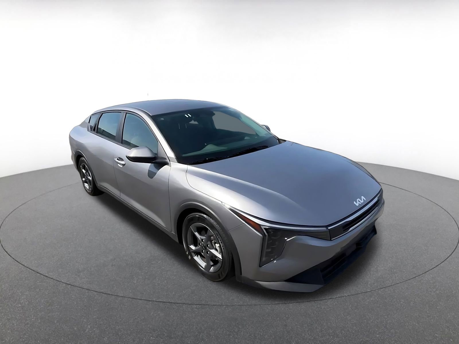 Used 2025 Kia K4 LXS image 3