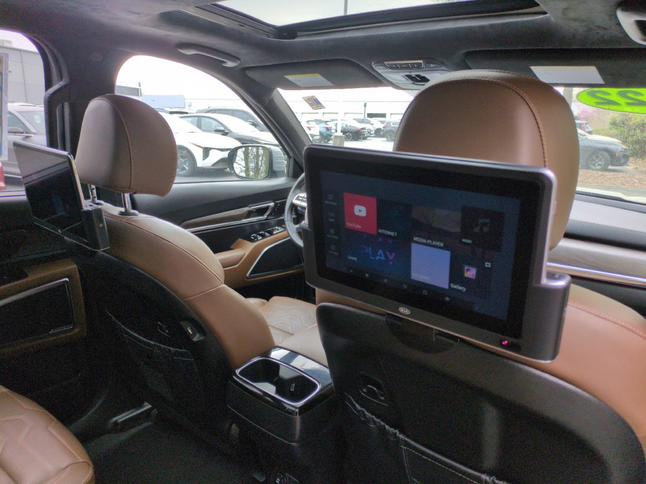 Used 2022 Kia Telluride SX w/ SX Prestige Package image 50