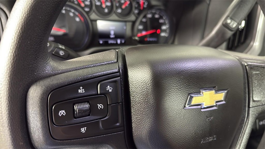 Certified 2023 Chevrolet Silverado 1500 Custom image 23