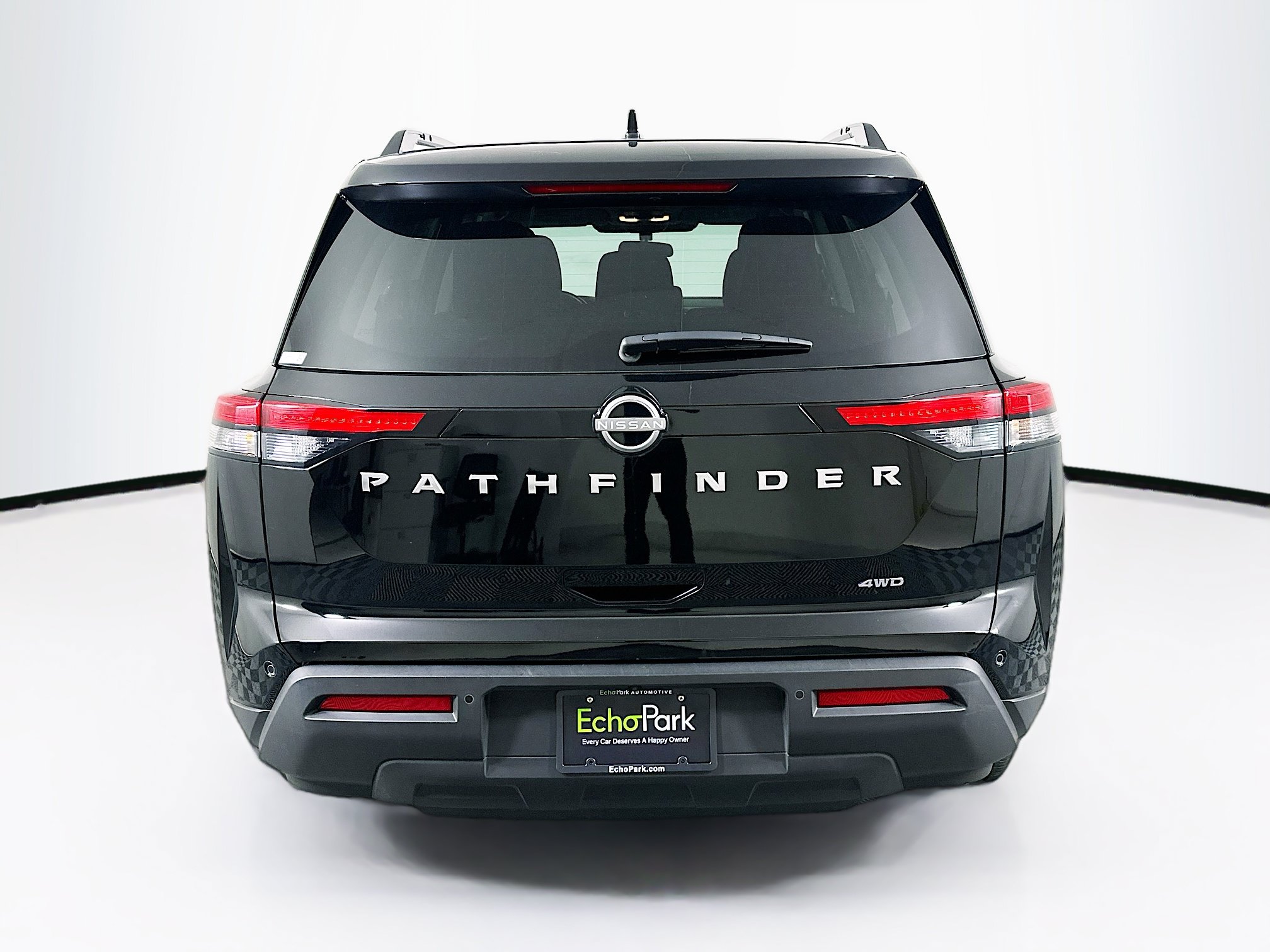 Used 2025 Nissan Pathfinder SV AWD/4WD image 7