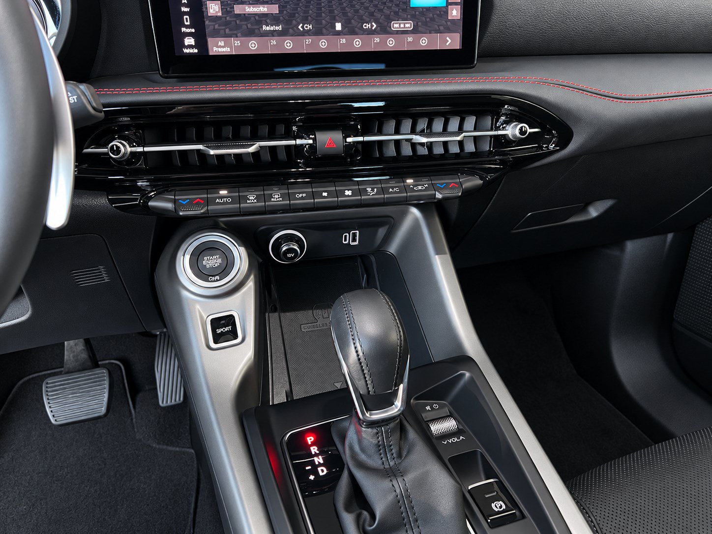 Used 2024 Dodge Hornet R/T Plus w/ R/T Blacktop Package AWD/4WD image 15
