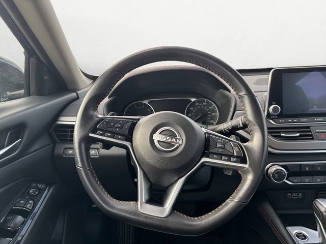 Used 2024 Nissan Altima 2.5 SR image 12