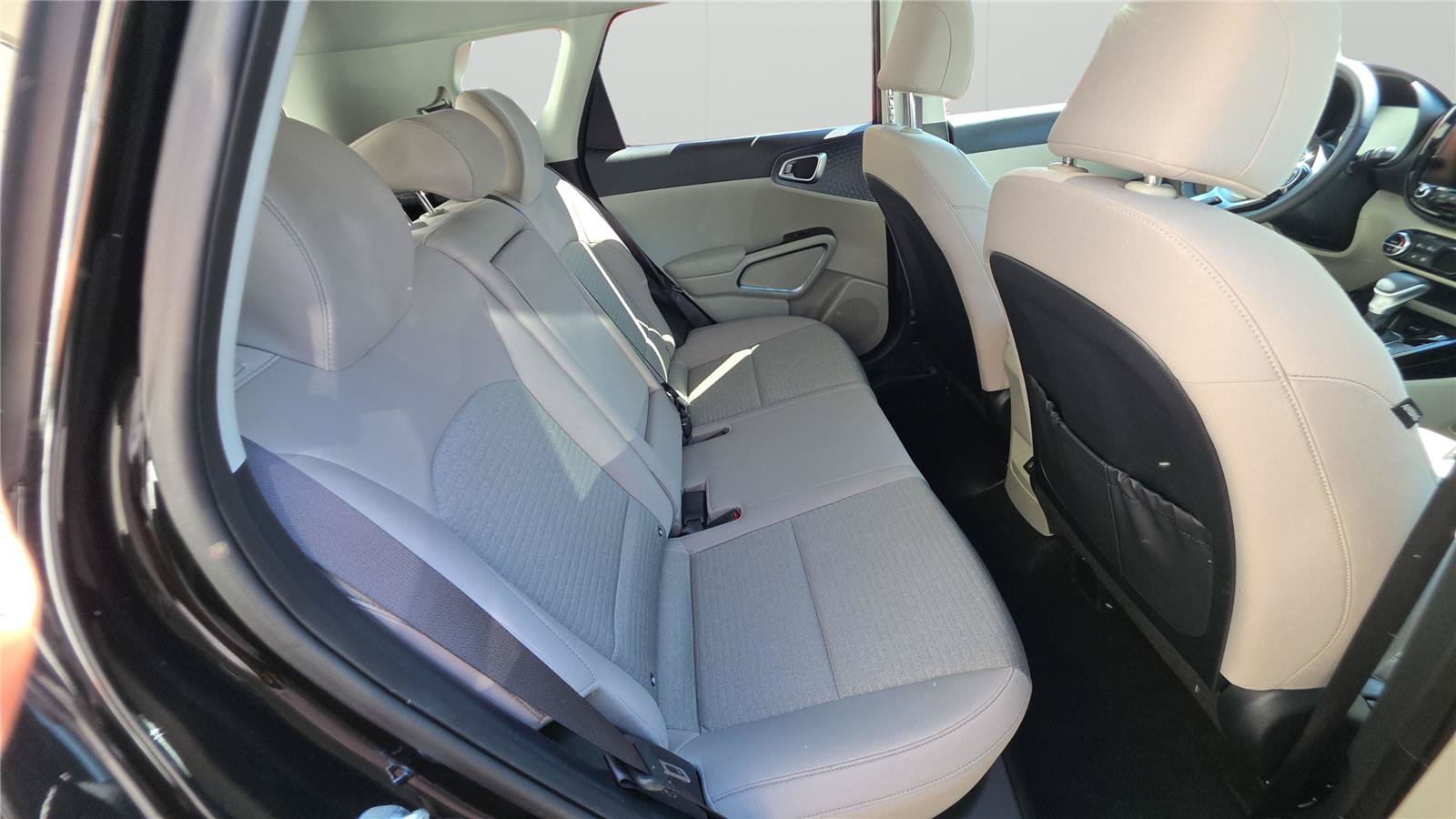 Used 2024 Kia Soul EX FWD image 13