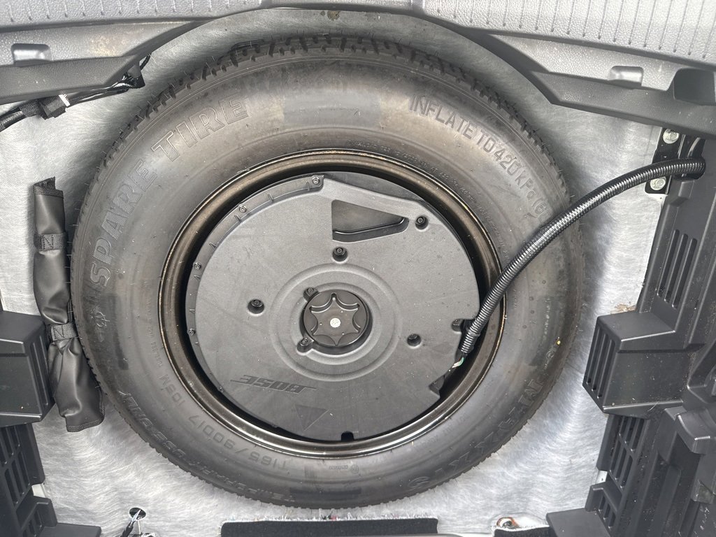 Used 2022 Nissan Rogue SL w/ SL Premium Package image 18