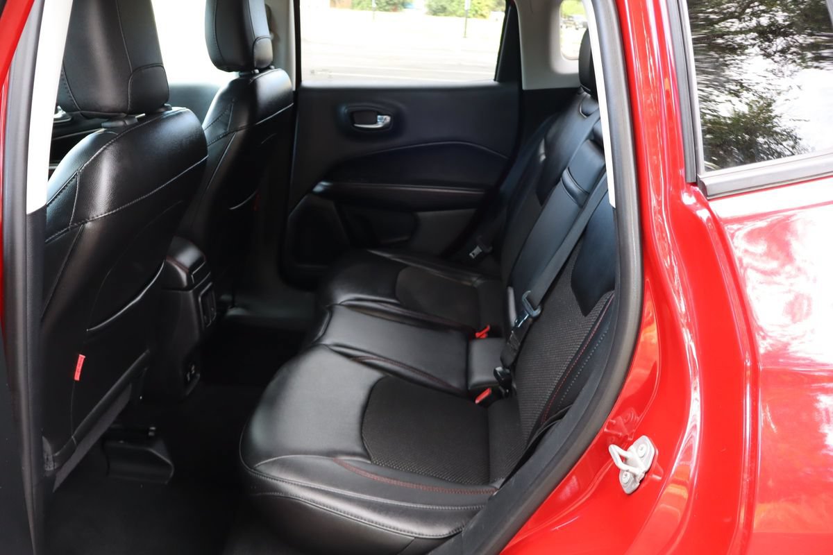 Used 2018 Jeep Compass Trailhawk AWD/4WD image 20
