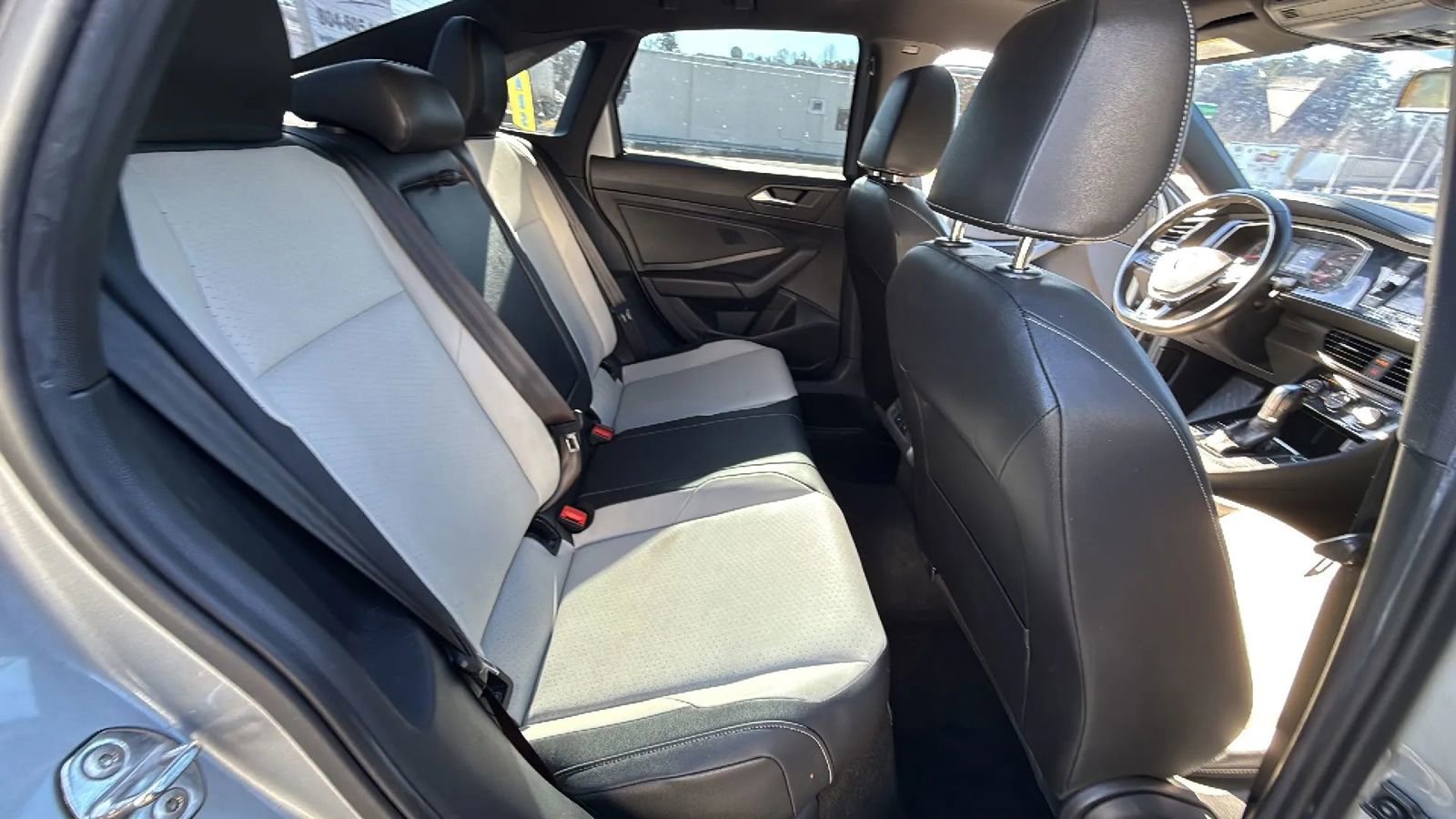 Used 2019 Volkswagen Jetta R-Line w/ R-Line Cold Weather Package image 37