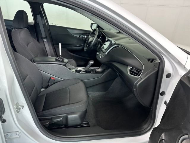 Used 2024 Chevrolet Malibu LT image 28