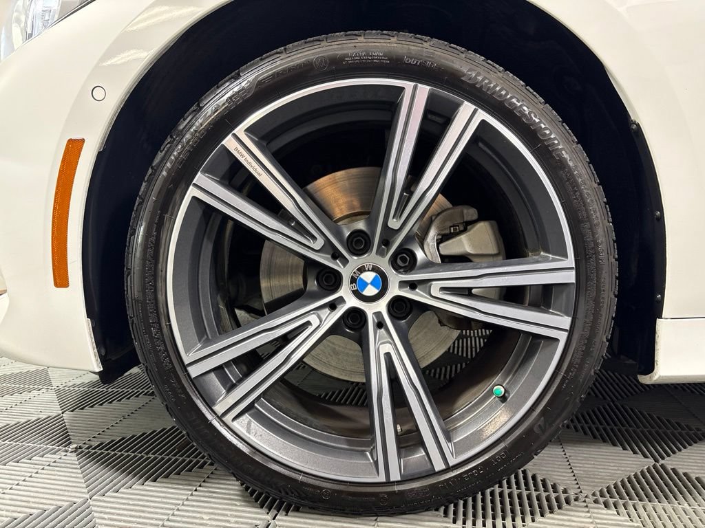 Certified 2024 BMW 330i xDrive Sedan w/ Convenience Package AWD/4WD image 8