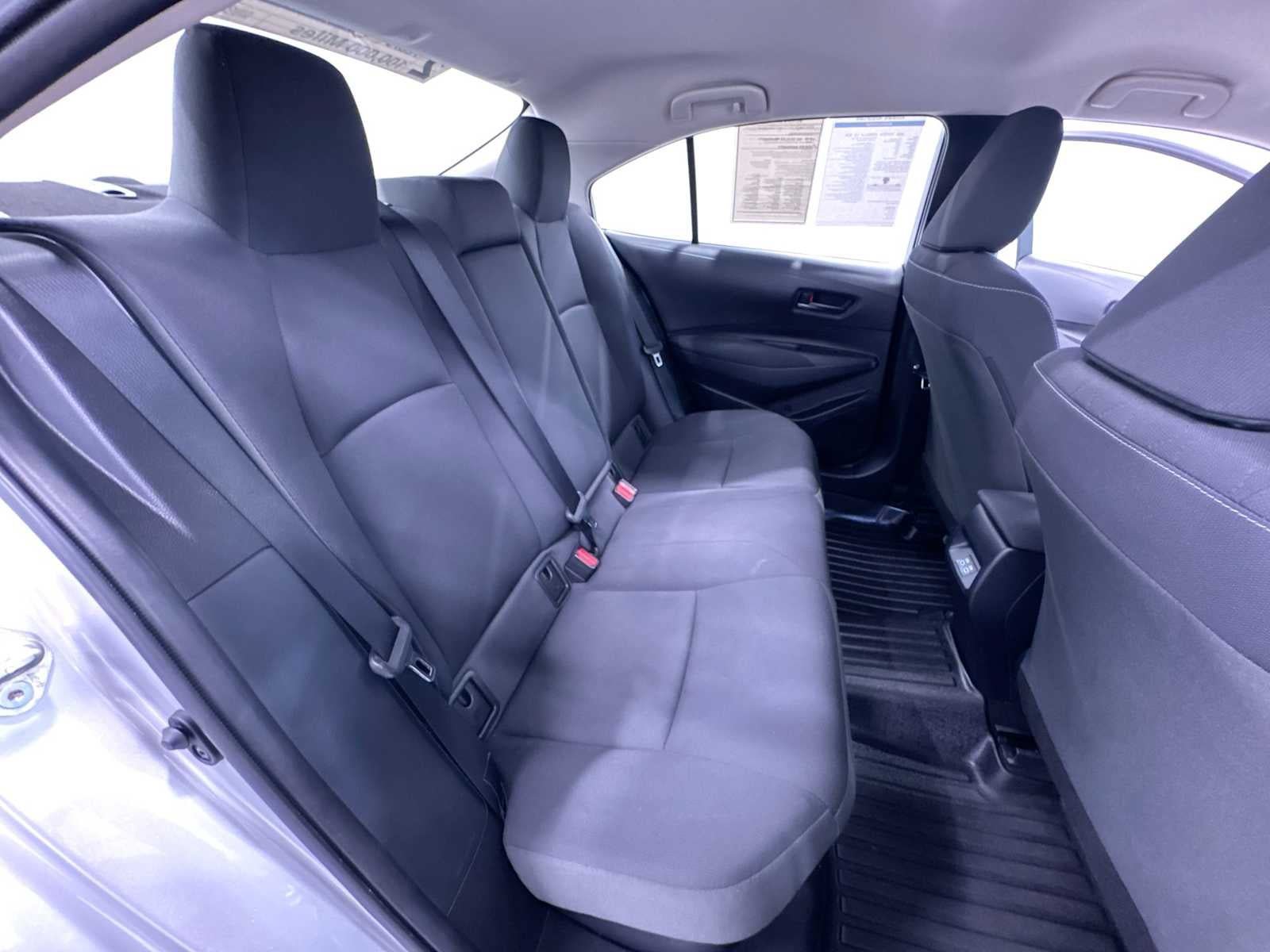 Used 2025 Toyota Corolla LE FWD image 36
