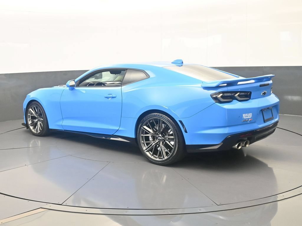 Used 2023 Chevrolet Camaro ZL1 RWD image 4