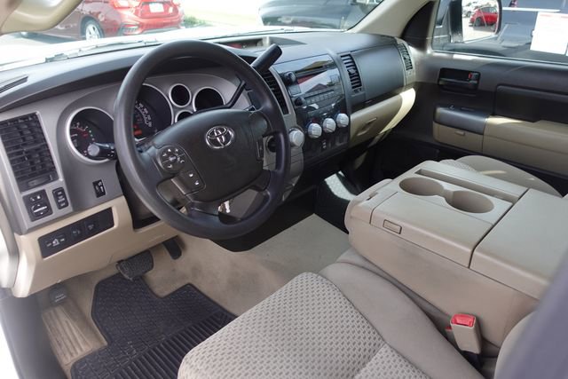 Used 2010 Toyota Tundra 4x4 Double Cab image 13