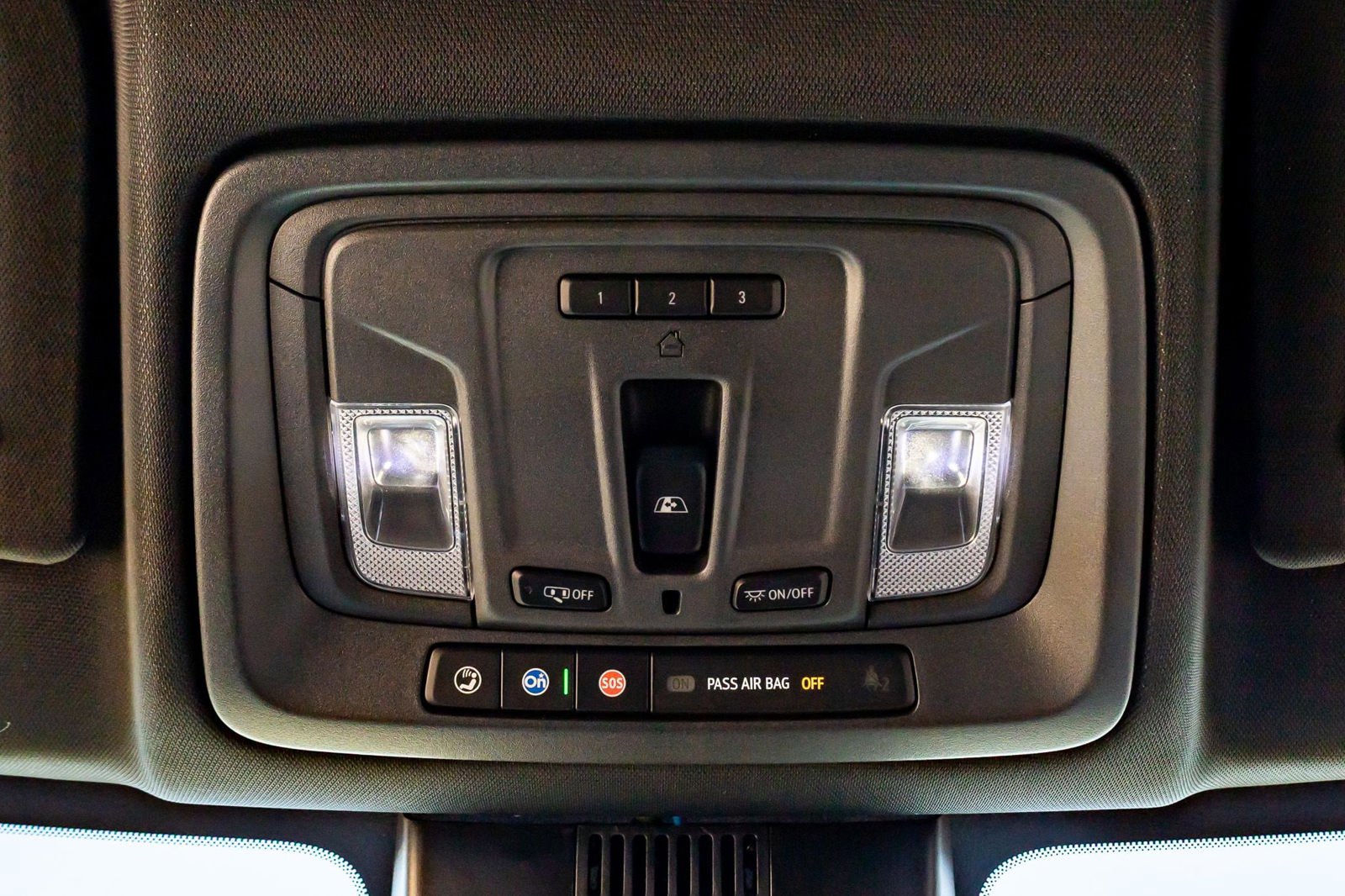 Used 2024 Chevrolet Silverado 1500 High Country w/ Technology Package AWD/4WD image 28