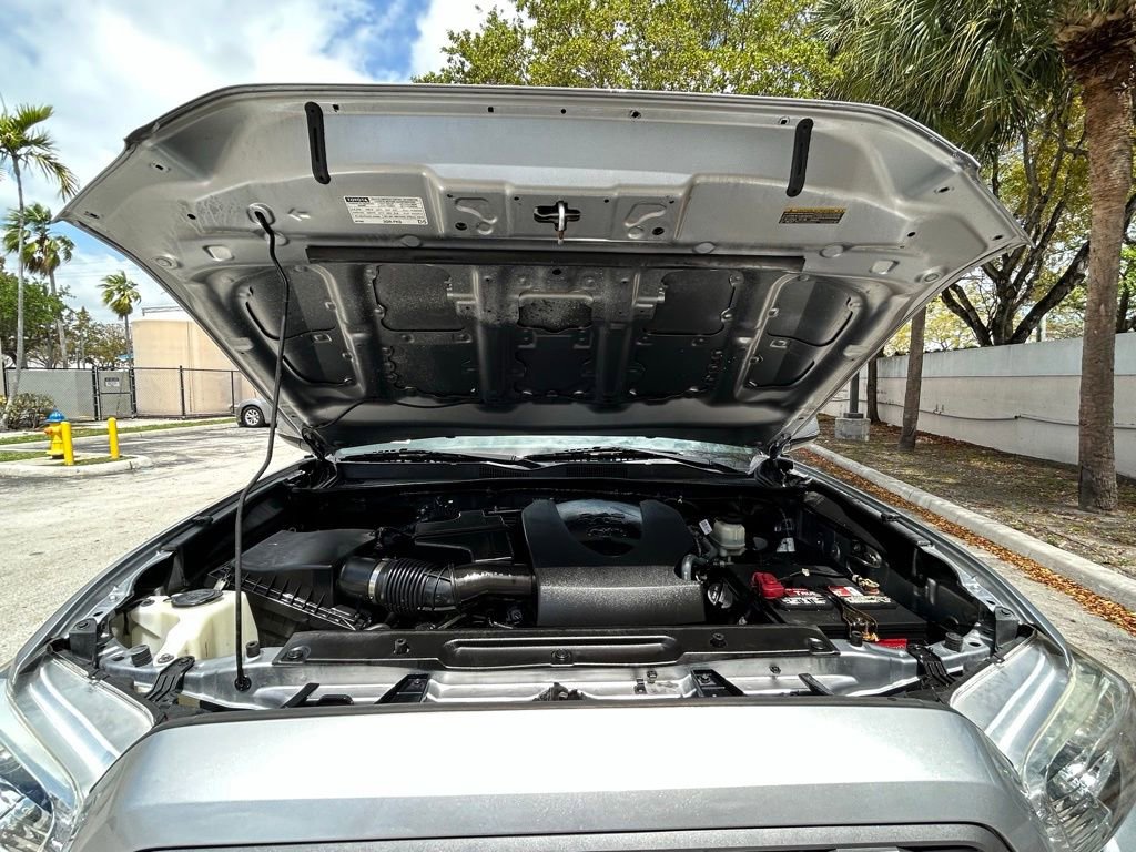 Used 2021 Toyota Tacoma TRD Off-Road image 34