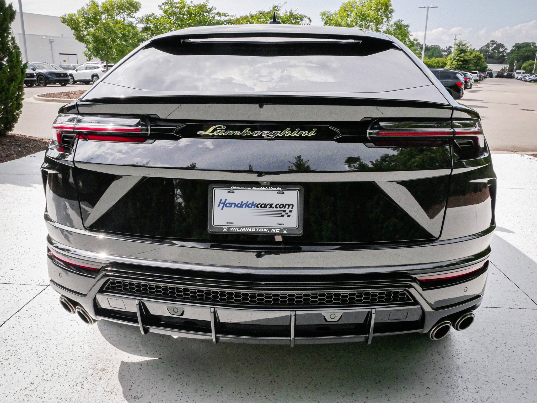 Used 2021 Lamborghini Urus AWD/4WD image 9