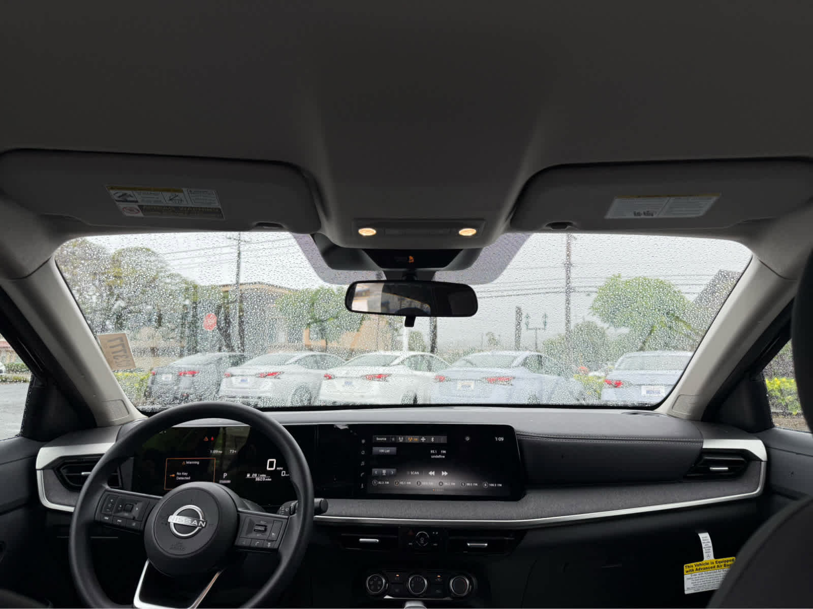 Used 2025 Nissan Kicks SV image 10