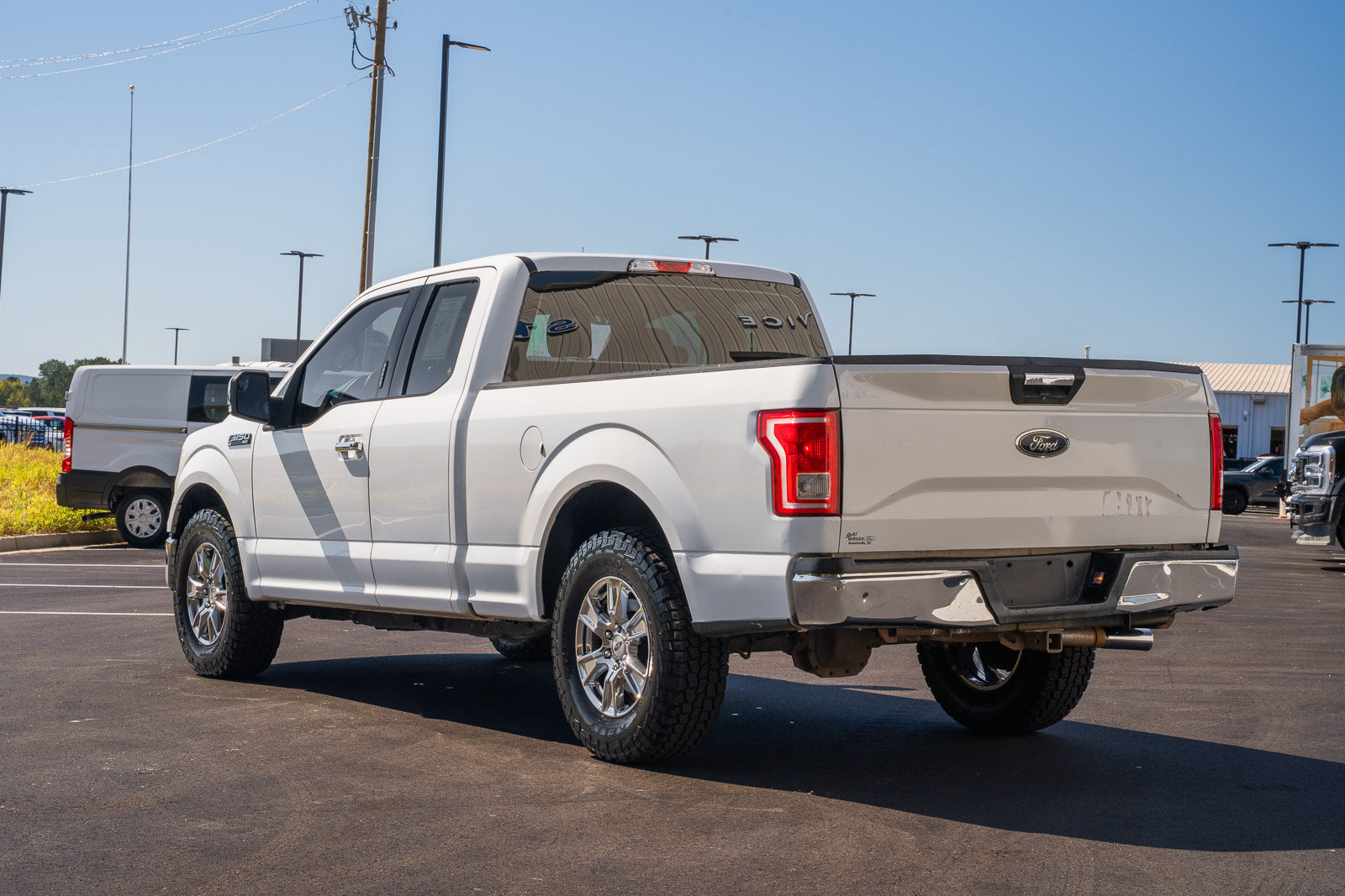 Certified 2017 Ford F150 XLT w/ Equipment Group 301A Mid RWD image 5