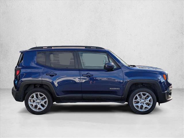 Used 2018 Jeep Renegade Latitude w/ UConnect 8.4 Nav Group image 4