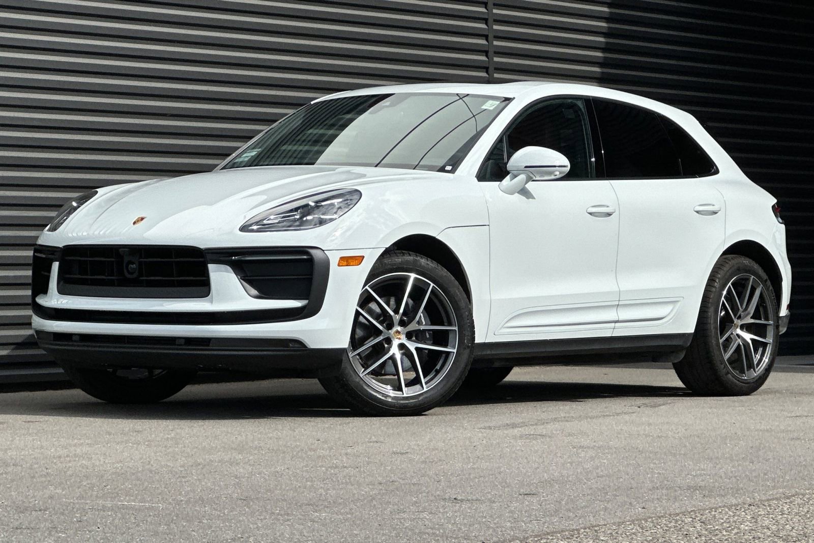 Used 2025 Porsche Macan