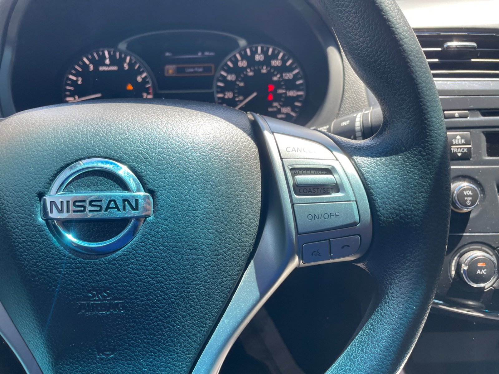 Used 2015 Nissan Altima 2.5 S w/ Power Driver Seat Package FWD image 18