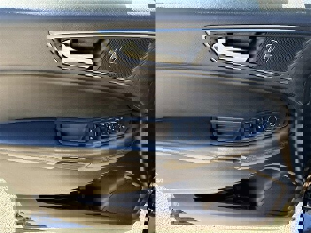 Certified 2022 Ford Edge SE w/ Black Appearance Package image 23