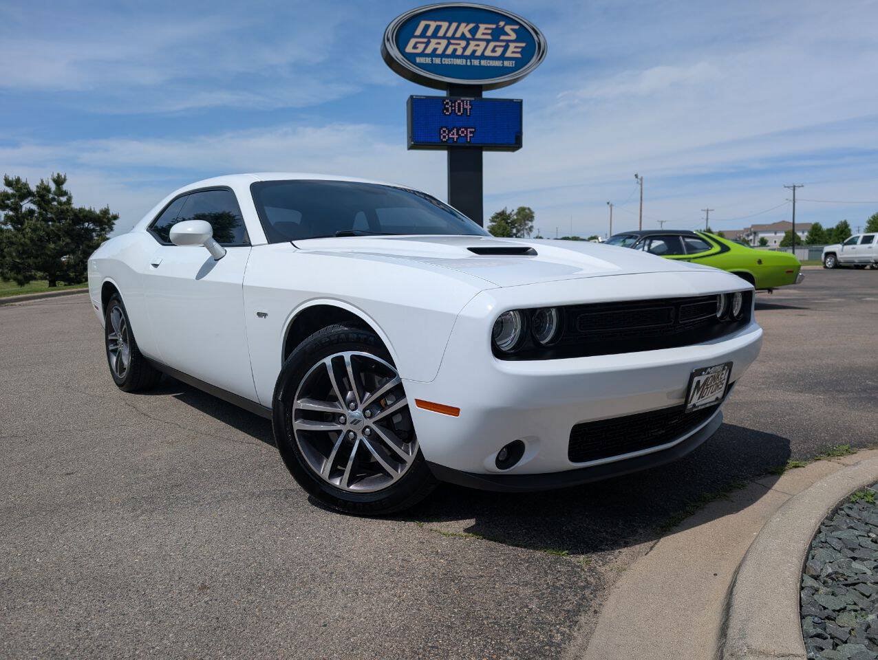 Used 2018 Dodge Challenger GT w/ GT Interior Package AWD/4WD image 2