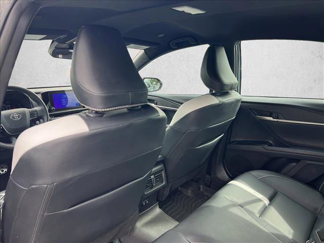 Certified 2025 Toyota Camry SE FWD image 17