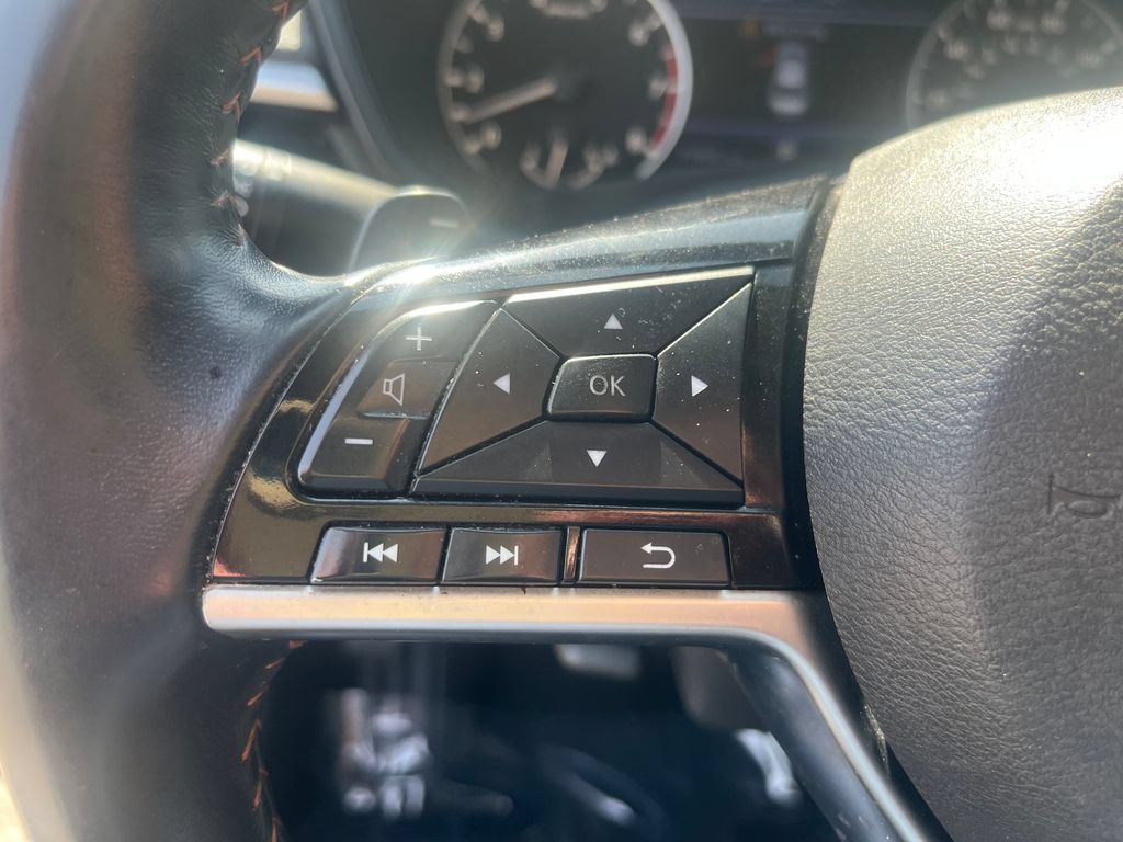 Used 2020 Nissan Altima 2.5 SR FWD image 28