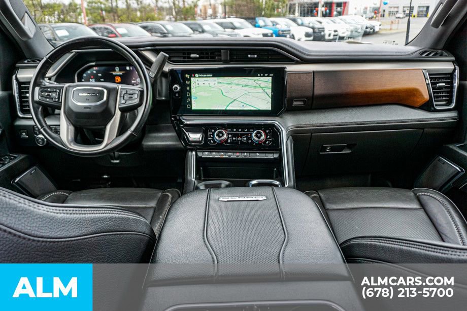 Used 2024 GMC Sierra 2500 Denali w/ Denali Reserve Package image 25