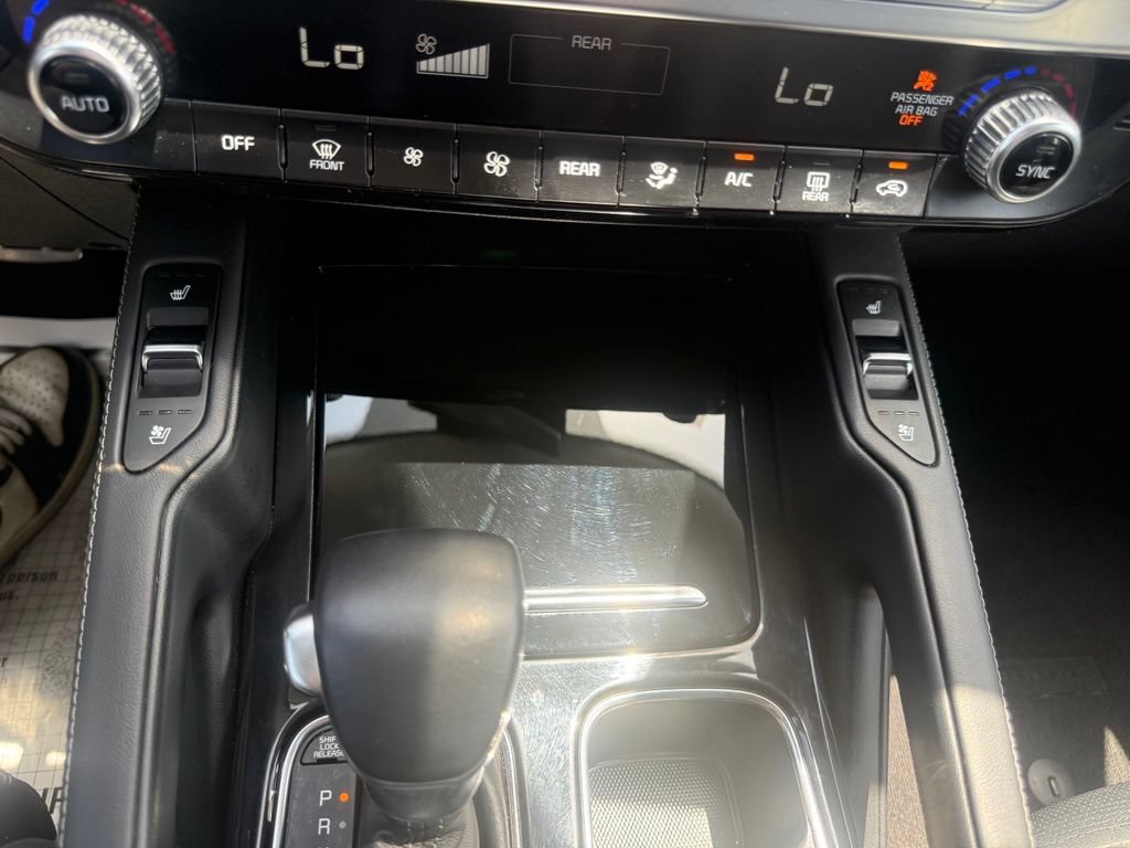 Used 2021 Kia Telluride SX w/ SX Prestige Package AWD/4WD image 21