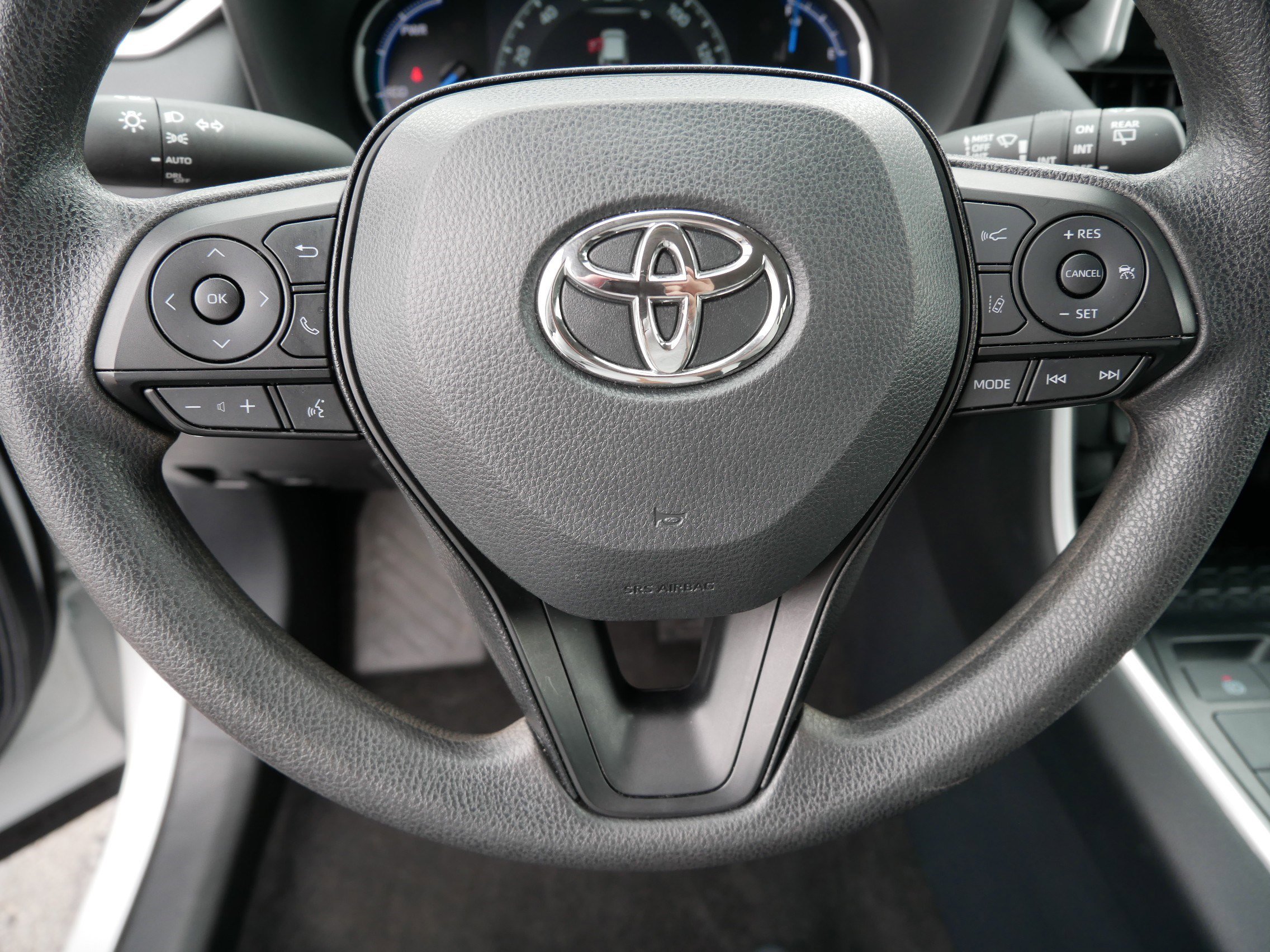 Certified 2025 Toyota RAV4 XLE image 25