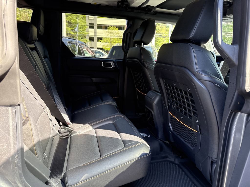 Used 2024 Ford Bronco Badlands AWD/4WD image 41