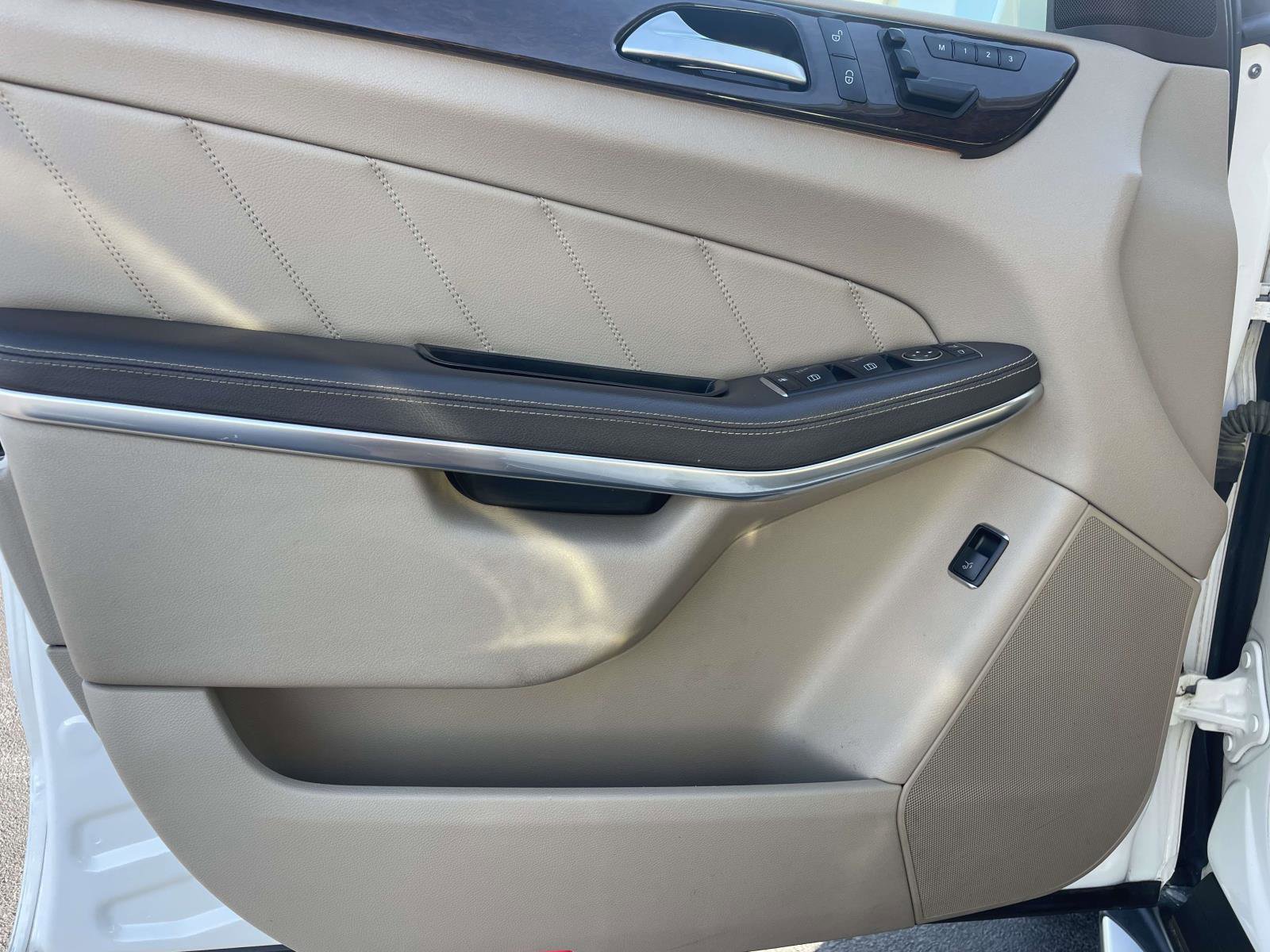 Used 2014 Mercedes-Benz GL 450 4MATIC image 18