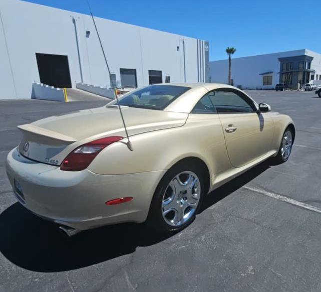 Used 2006 Lexus SC 430 Convertible RWD image 12