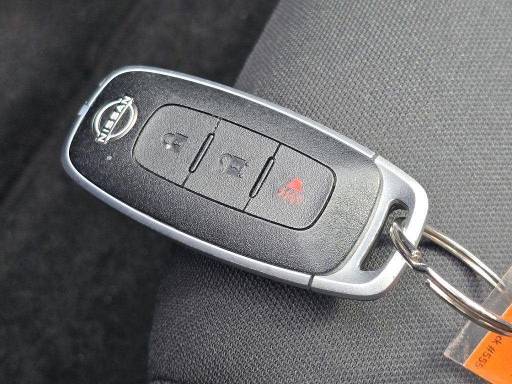 Used 2023 Nissan Rogue S AWD/4WD image 64