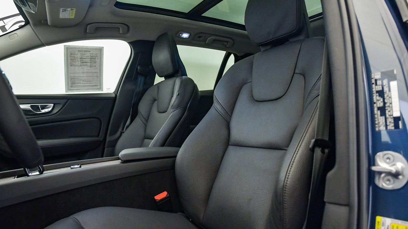 Certified 2024 Volvo V60 B5 Cross Country Plus image 18