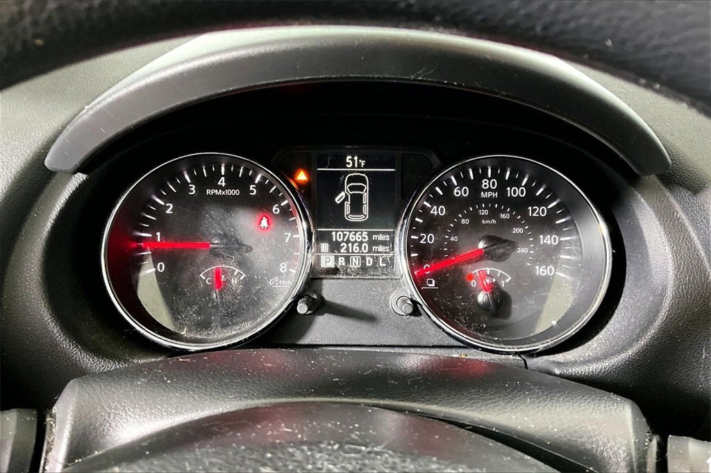 Used 2013 Nissan Rogue SV w/ Premium Pkg image 16