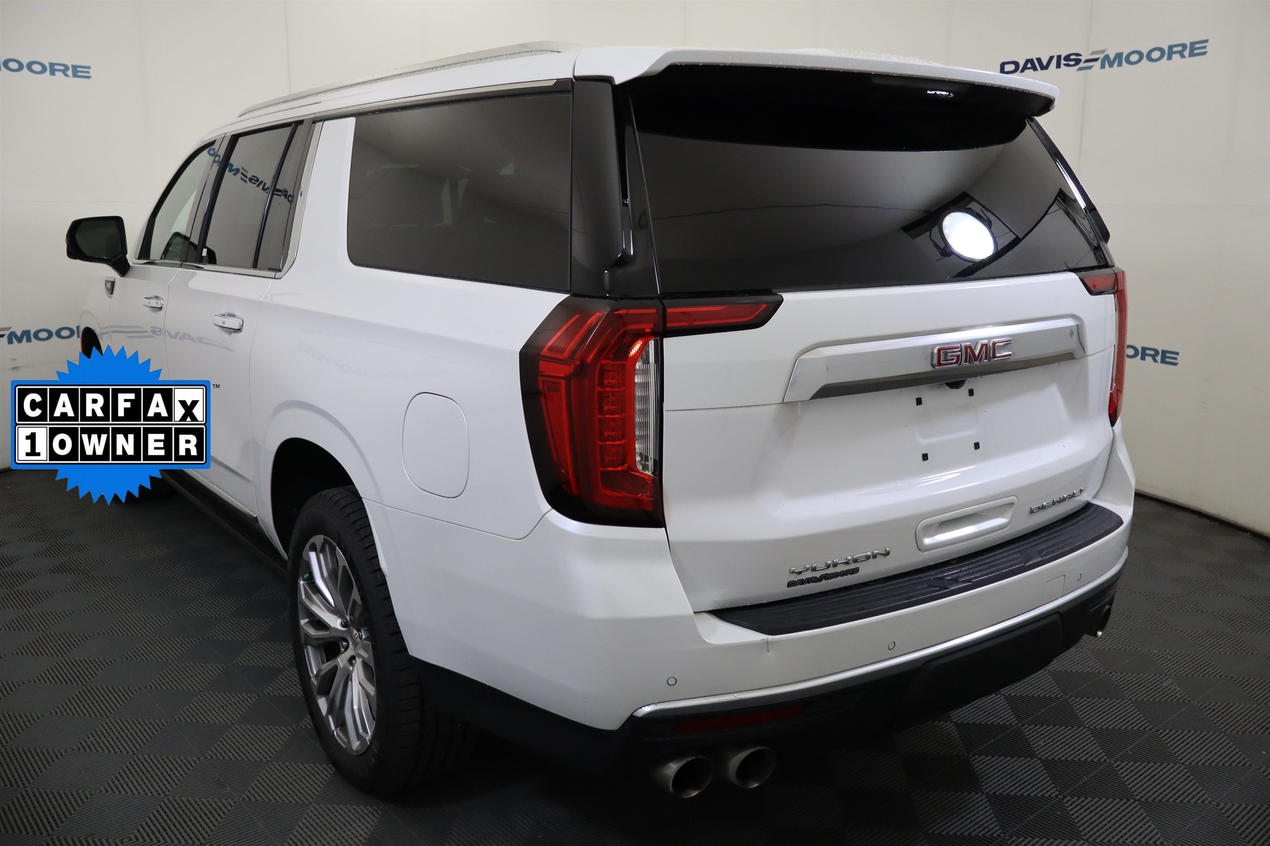 Certified 2023 GMC Yukon XL Denali AWD/4WD image 10