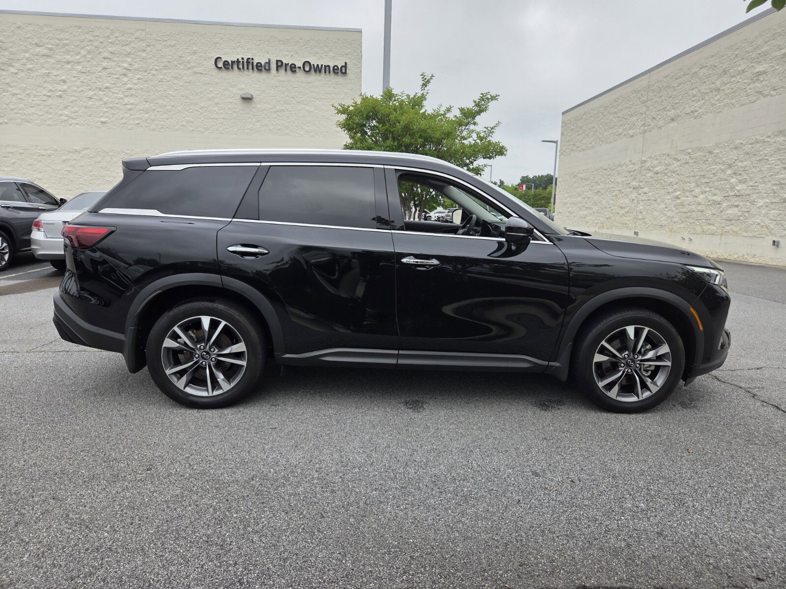 Used 2024 INFINITI QX60 Luxe AWD/4WD image 5