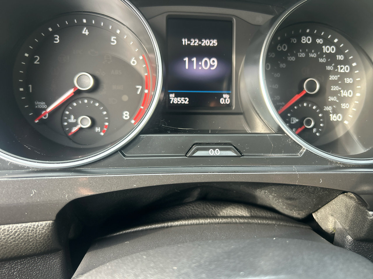 Used 2018 Volkswagen Tiguan S image 12