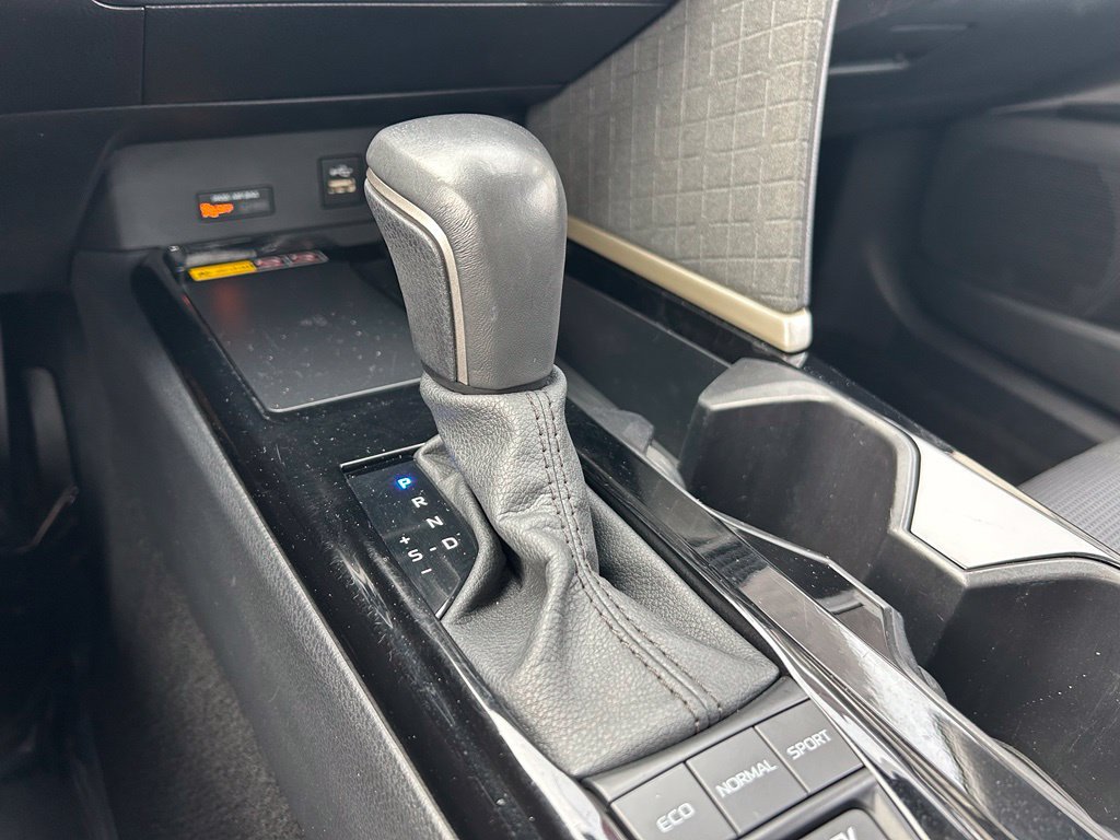 Certified 2025 Toyota Camry XLE FWD image 21