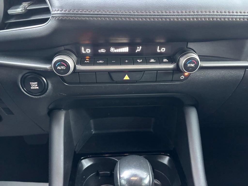 Used 2024 MAZDA MAZDA3 s FWD image 22