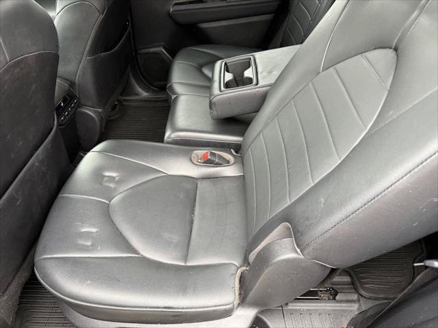 Certified 2021 Toyota Highlander XLE AWD/4WD image 16