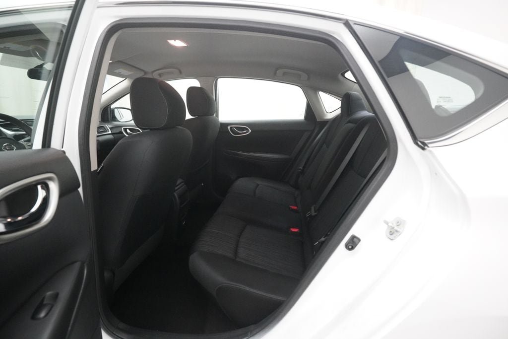 Used 2018 Nissan Sentra SV FWD image 15