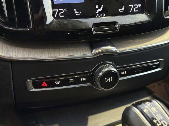 Used 2021 Volvo XC60 T6 Inscription w/ Advanced Package image 25