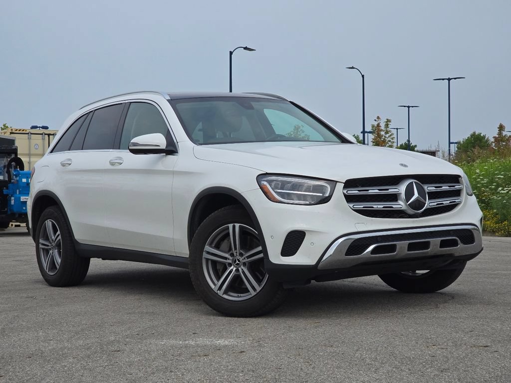 Used 2021 Mercedes-Benz GLC 300 4MATIC image 2