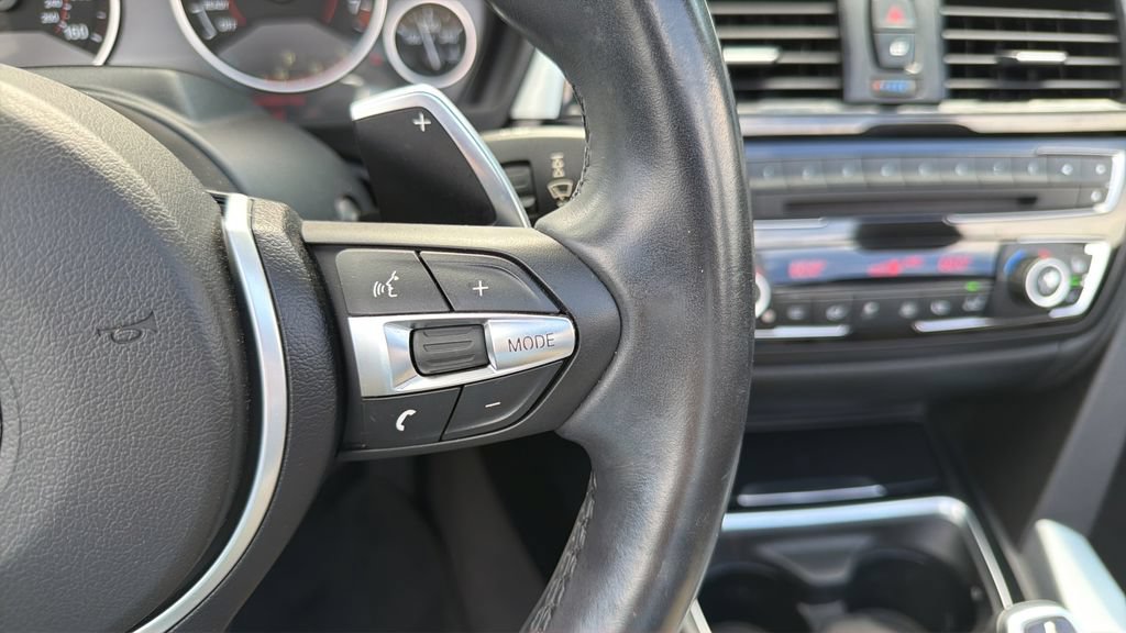 Used 2015 BMW 435i Convertible RWD image 28